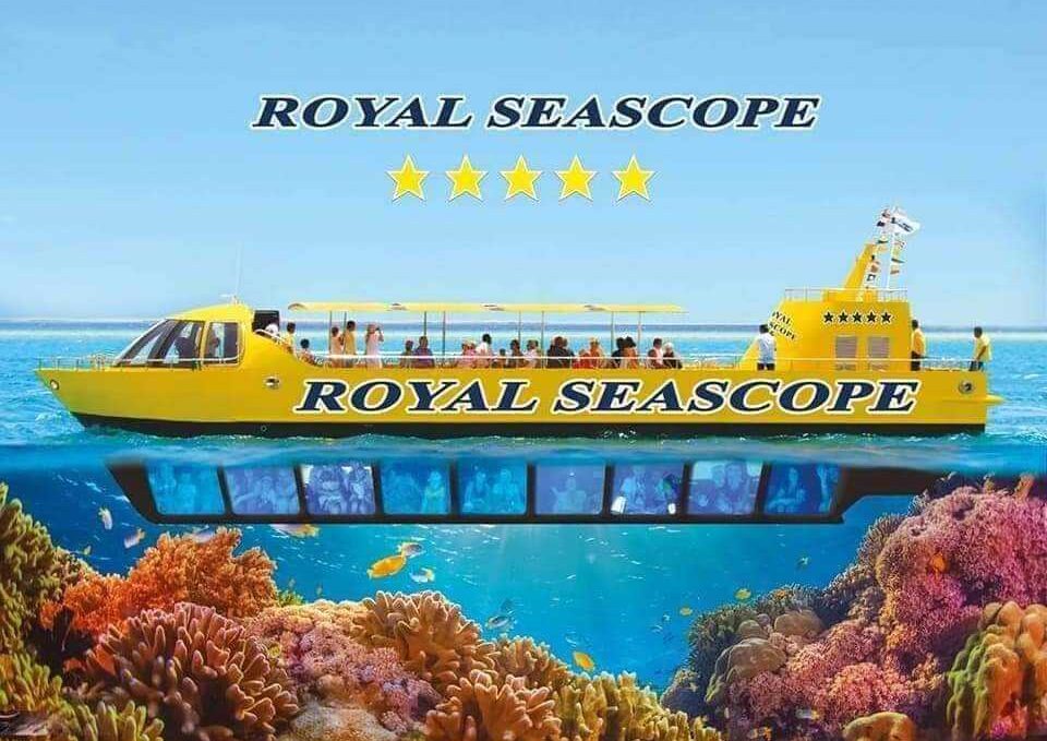 Barcă cu fund de sticlă